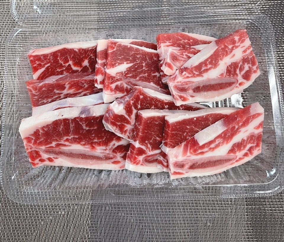 お肉の郷たつみの冷凍自販機「ど冷えもん」で買える商品
